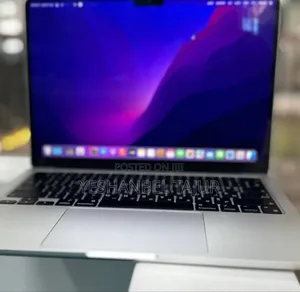 New Laptop Apple MacBook Air 2022 M2 8GB Apple M2 SSD 256GB