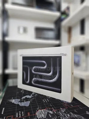 New Apple MacBook Pro 2024 M4 Max 16-Inch 24GB Apple M4 Pro SSD 512GB