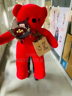 1.5 Teddy Bears With Flower