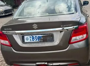 Suzuki Dzire 2022 Silver