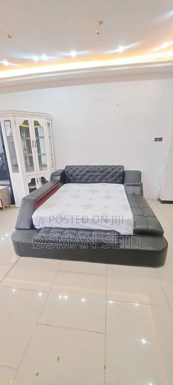 Ozzy Furniture Brand New Bed