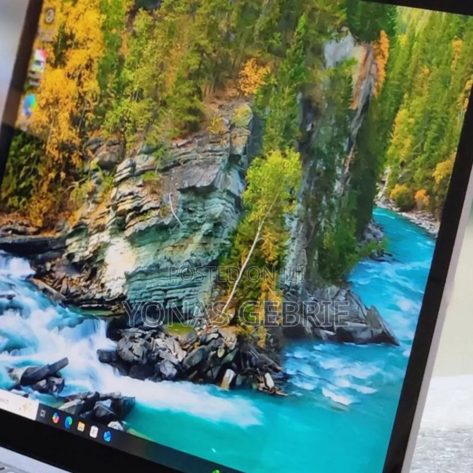 New Laptop Microsoft Surface 16GB Intel Core i7 SSD 512GB