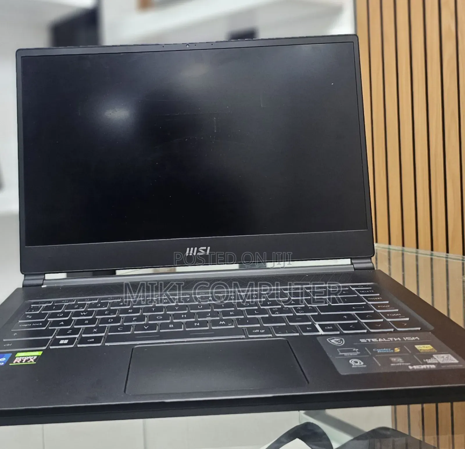 New Laptop MSI Stealth 16 Studio A13VG 16GB Intel Core I7 SSD 1T