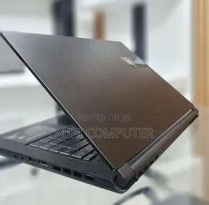 New Laptop MSI Stealth 16 Studio A13VG 16GB Intel Core I7 SSD 1T