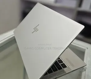 New Laptop HP EliteBook 830 G8 16GB Intel Core I7 SSD 512GB