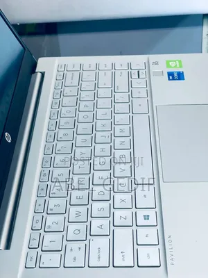 New Laptop HP Pavilion 14 16GB Intel Core I5 SSD 512GB