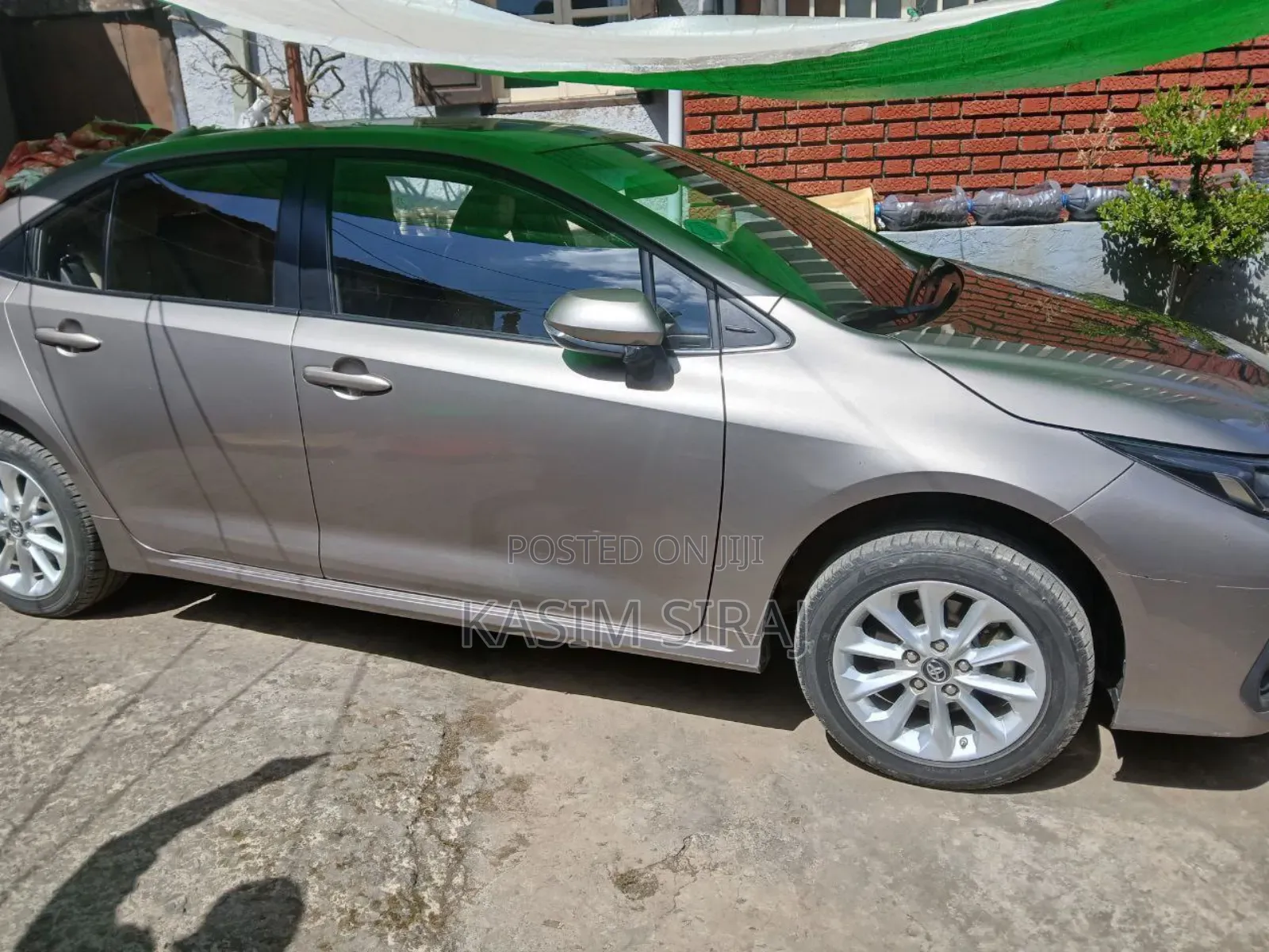 Toyota Corolla LE 2022 Brown