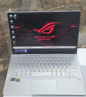 Photo - New Laptop Asus ROG Zephyrus G14 16GB AMD Ryzen 7 SSD 1T