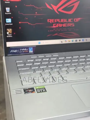 New Laptop Asus ROG Zephyrus G14 16GB AMD Ryzen 7 SSD 1T