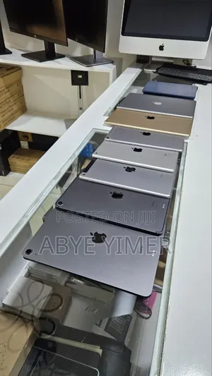 New Apple iPad (2025) 256 GB