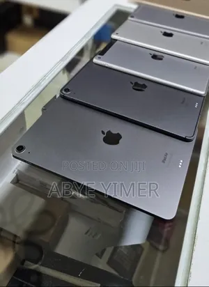 New Apple iPad (2025) 256 GB