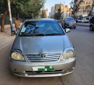 Photo - Toyota Corolla 2003 Gold