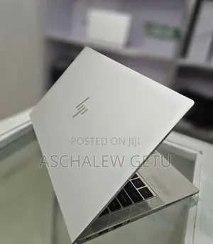 New Laptop HP EliteBook 830 G8 16GB Intel Core I7 SSD 512GB