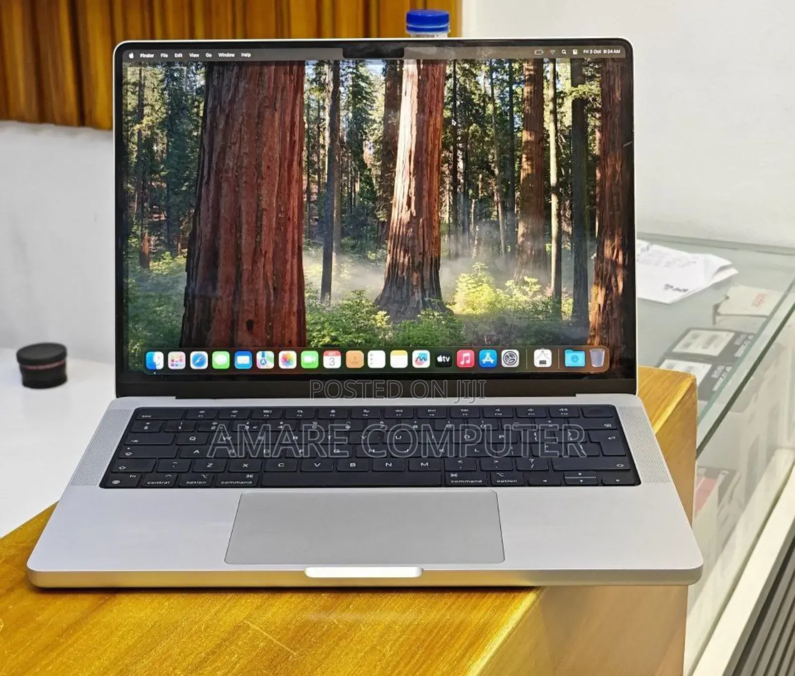 New Laptop Apple MacBook Pro M1 16GB Apple M1 Pro SSD 512GB