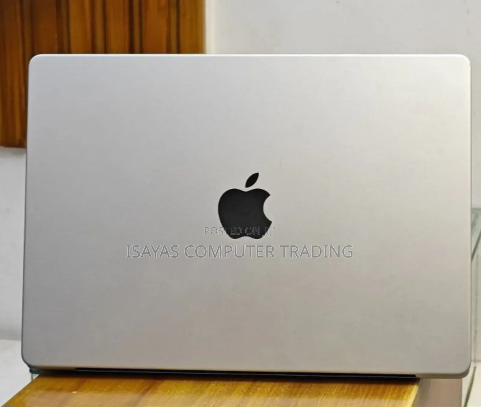 New Laptop Apple MacBook Pro M1 16GB SSD 512GB