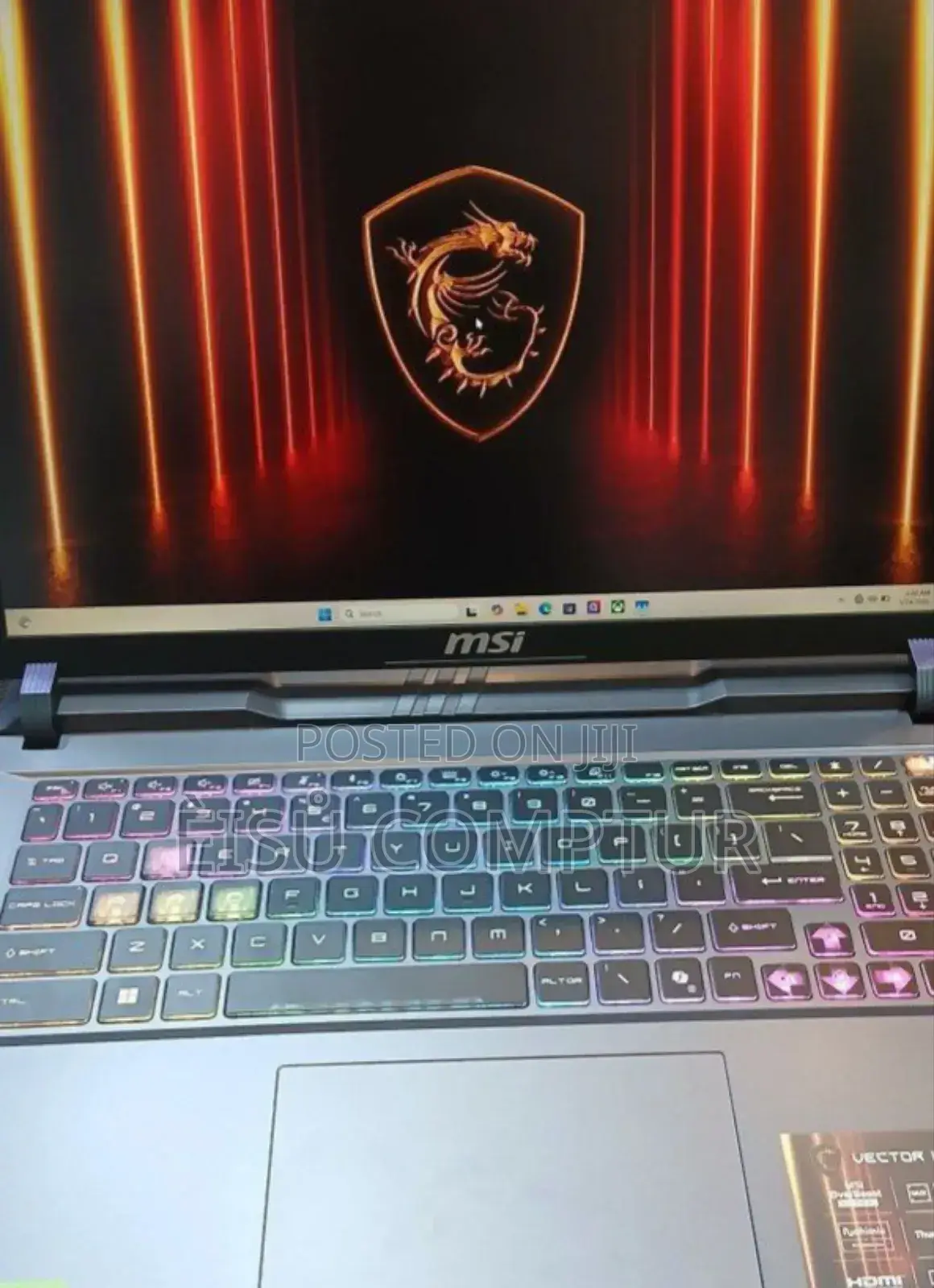 New Laptop MSI Vector 16 HX AI A2XWIG 16GB Intel Core Ultra 7 SSD 1T