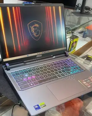 New Laptop MSI Vector 16 HX AI A2XWIG 16GB Intel Core Ultra 7 SSD 1T