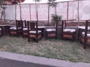 Photo - ለ Coffee Hous እና ለ ካፌ ወንበር