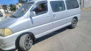 Toyota HiAce 2008 Silver