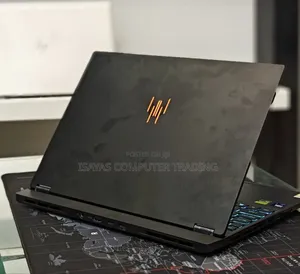 New Laptop Acer Predator Helios 300 16GB Intel Core Ultra 9 SSD 1T