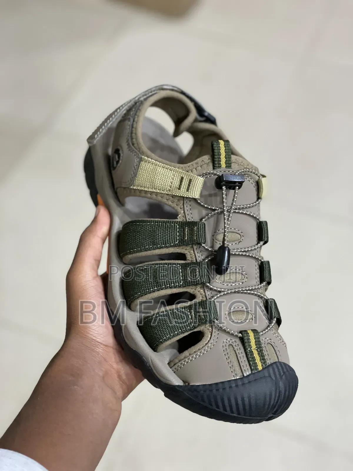 Golfo Men's/Women's Outdoor Hiking Sandals