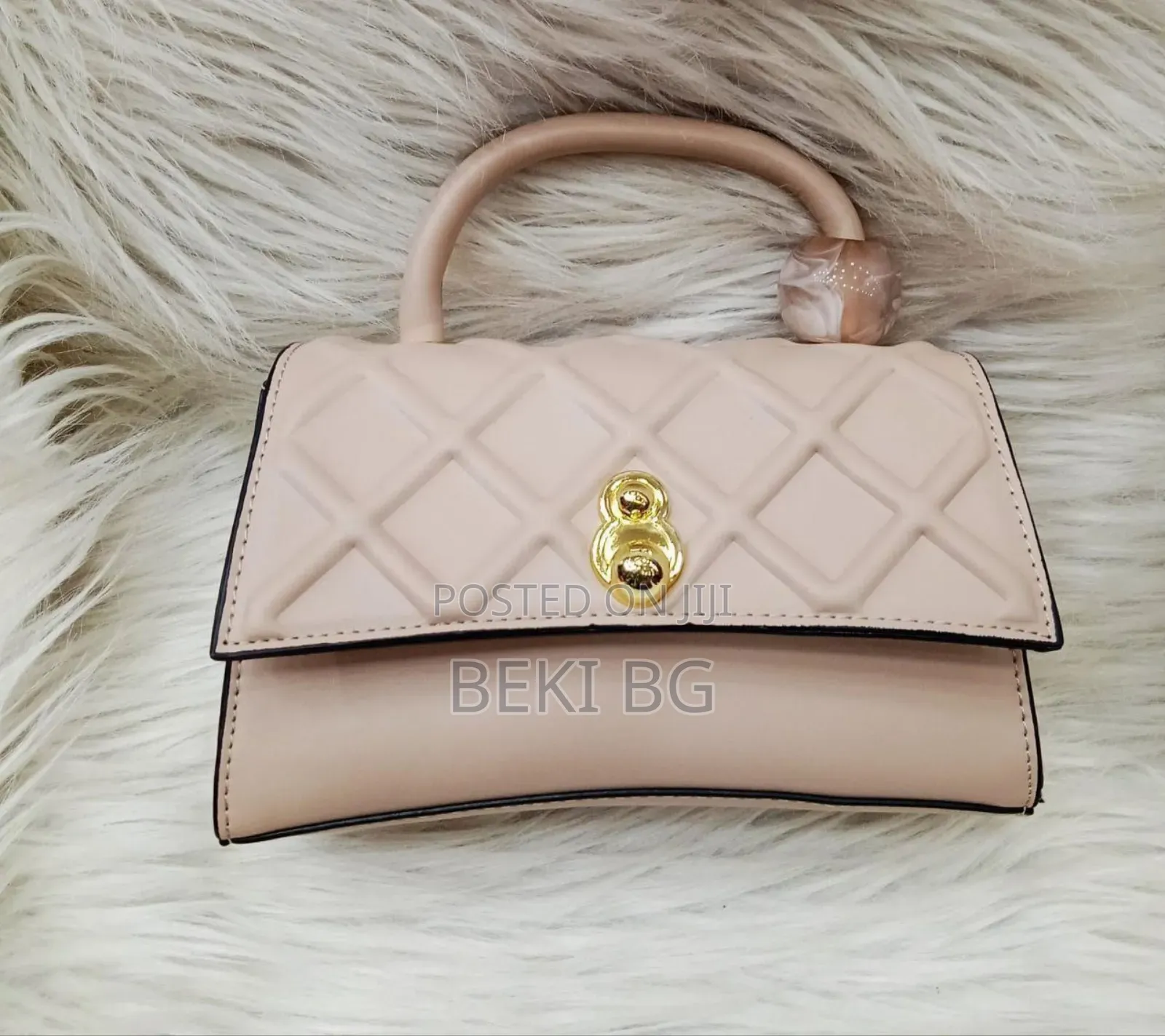  Europe Standard 
Classy Handbag