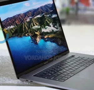 New Laptop Apple MacBook Pro 2017 16GB Intel Core I7 SSD 512GB