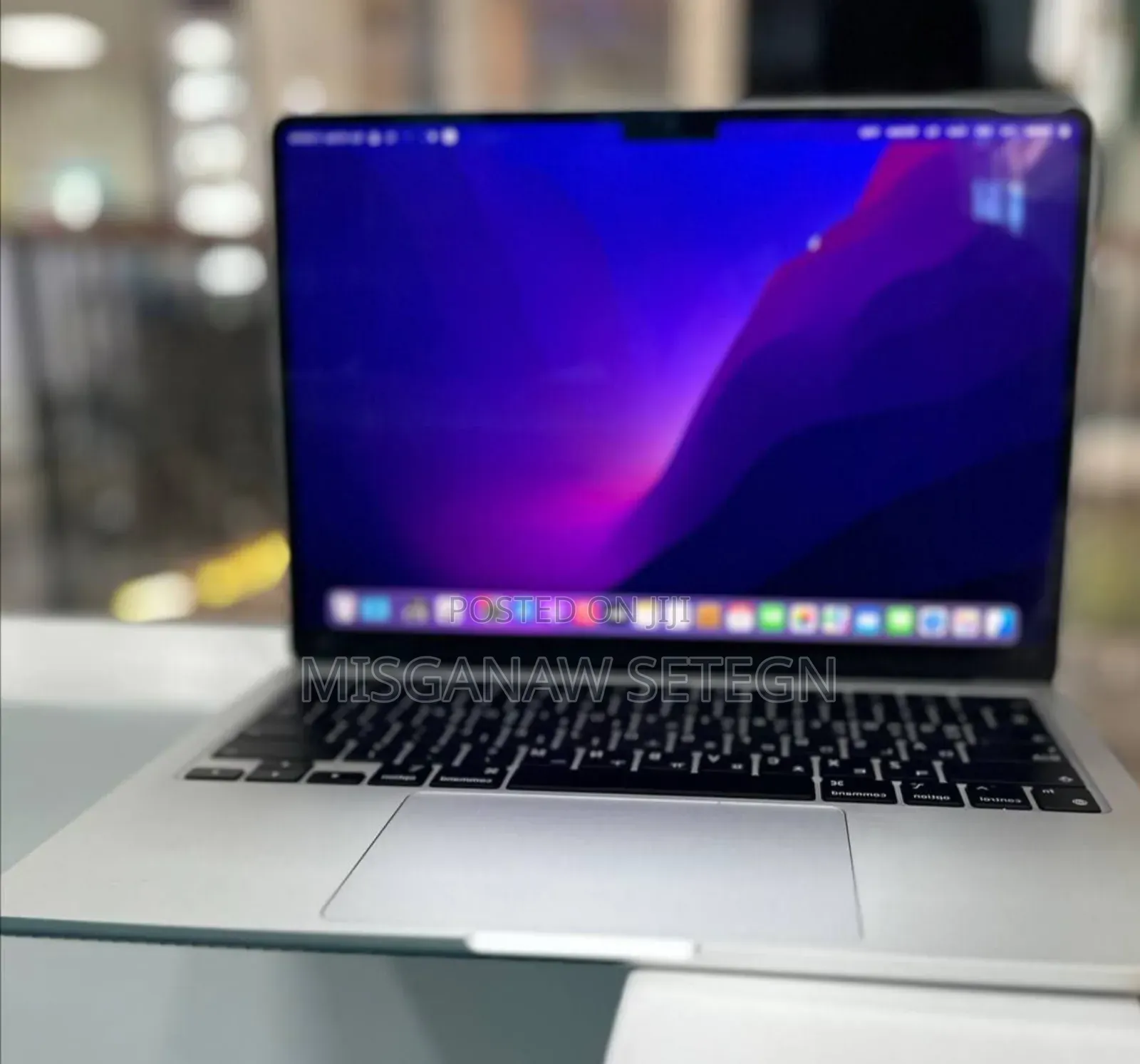 New Laptop Apple MacBook Air 2022 M2 8GB Apple M2 SSD 512GB