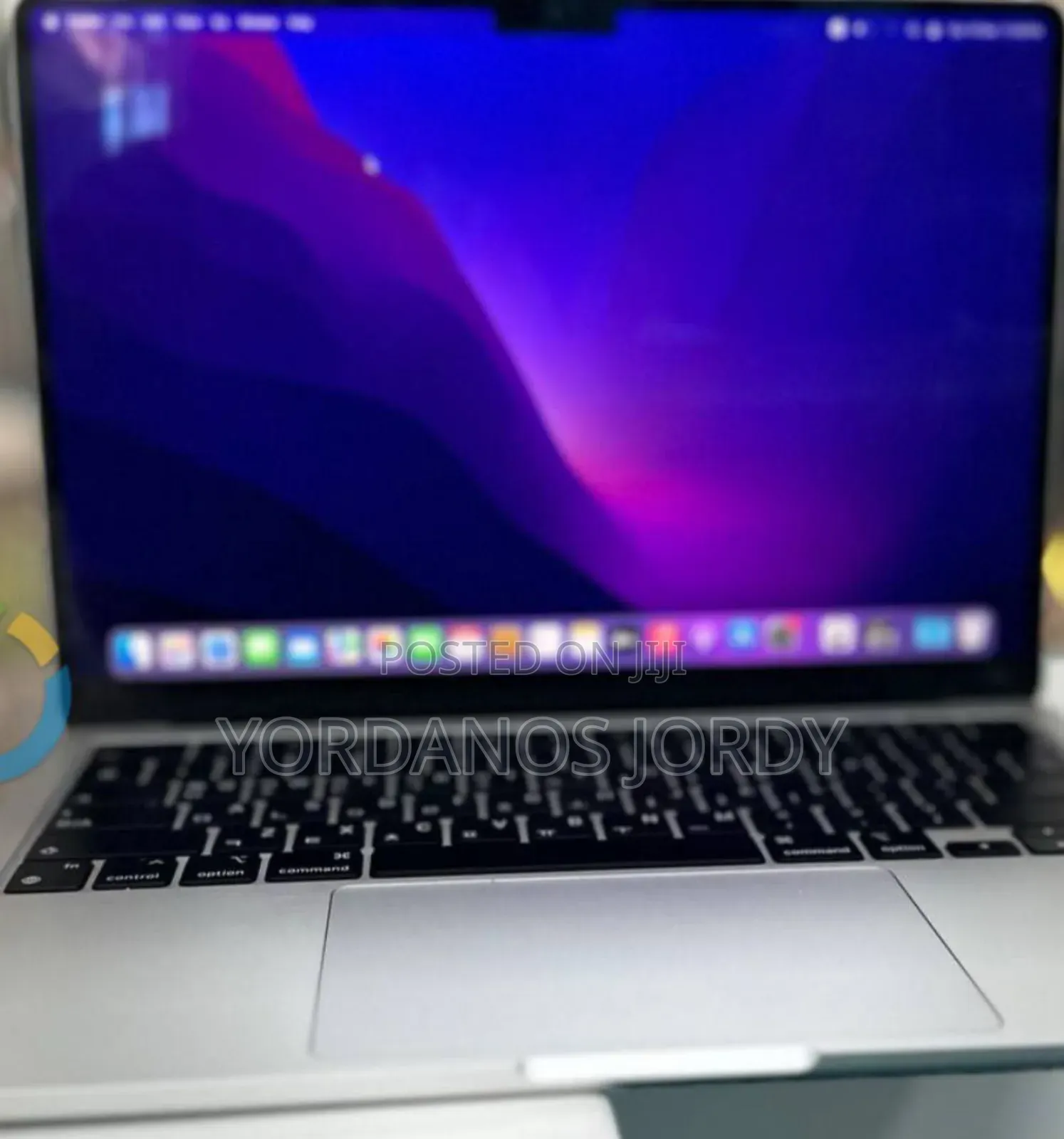 New Laptop Apple MacBook Air 2022 M2 8GB Apple M2 SSD 256GB