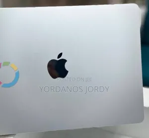 New Laptop Apple MacBook Air 2022 M2 8GB Apple M2 SSD 256GB