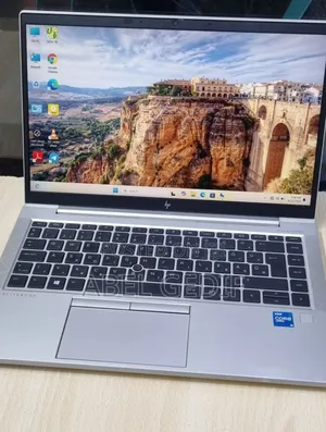 New Laptop HP ProBook 640 G8 8GB Intel Core I5 SSD 512GB