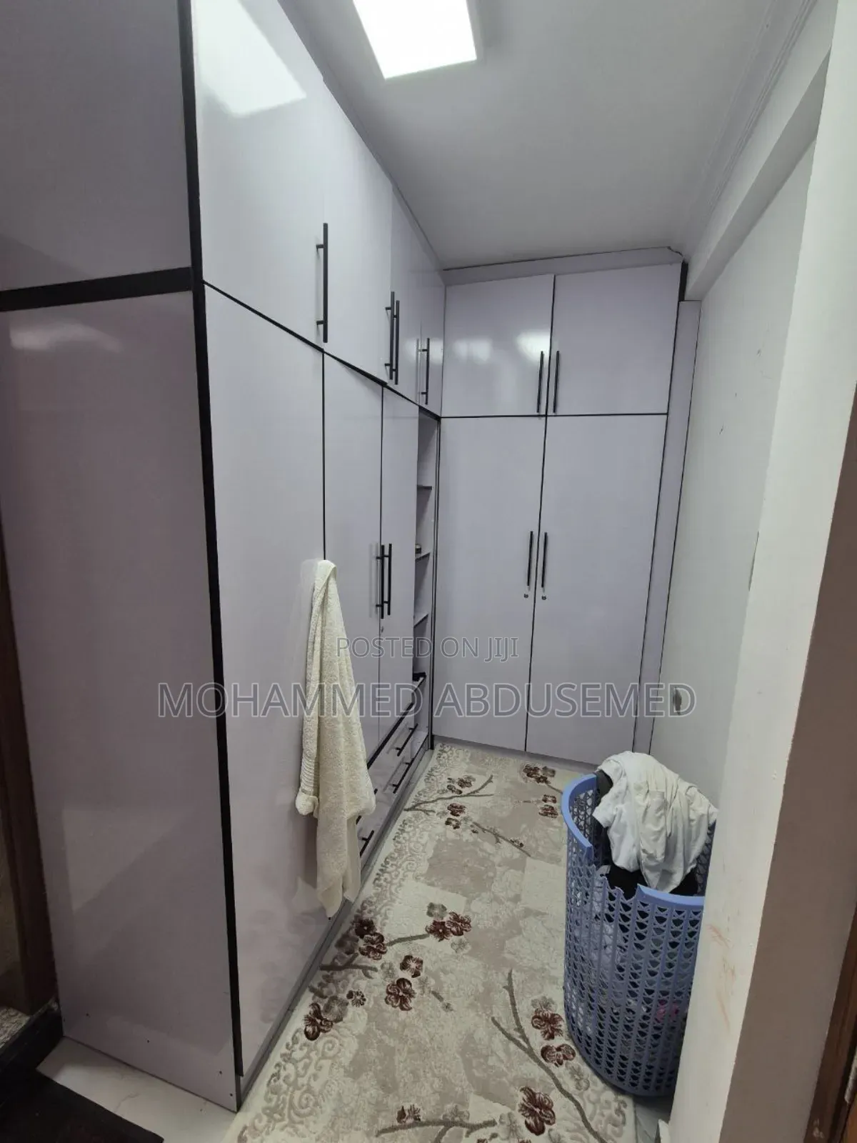 5bdrm House in Nifasilk Lafto for sale