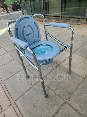 Photo - Commode Chair延伸toilet Chair夷狄commode Chair知情commode Chair延長commode