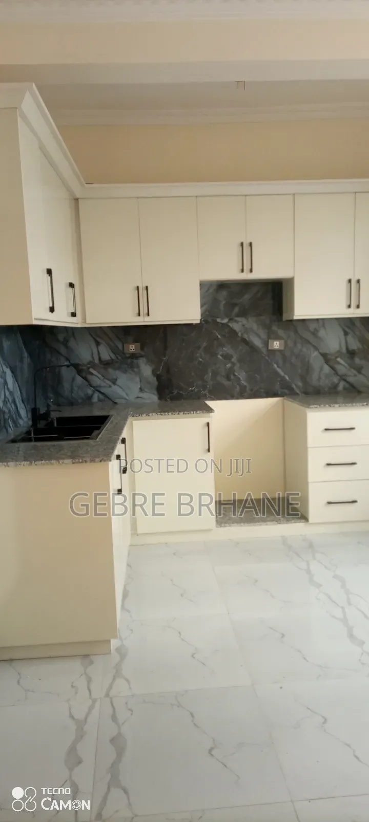 2bdrm Apartment in Apartment, Yeka for rent