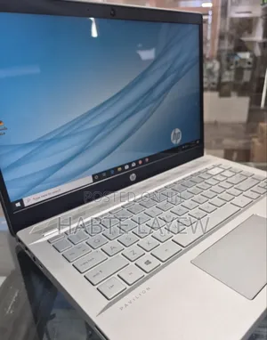 New Laptop HP Pavilion 15 8GB Intel Core I5 SSD 512GB