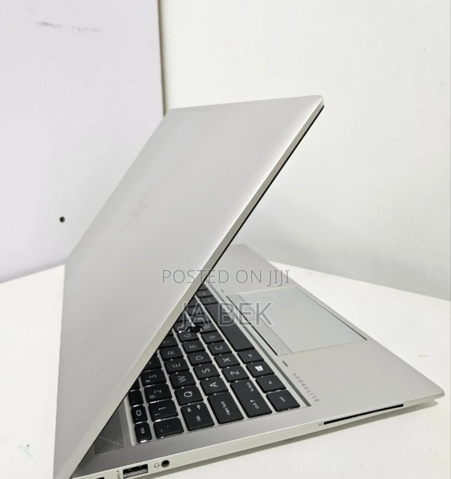 New Laptop HP EliteBook 850 G8 16GB Intel Core I7 SSD 512GB