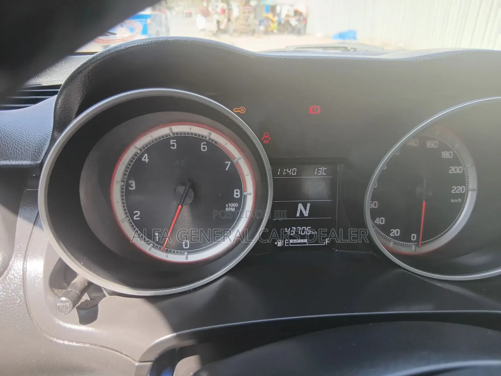 Suzuki Swift 2021 Brown