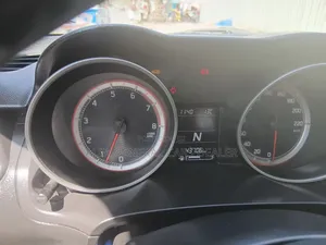 Suzuki Swift 2021 Brown