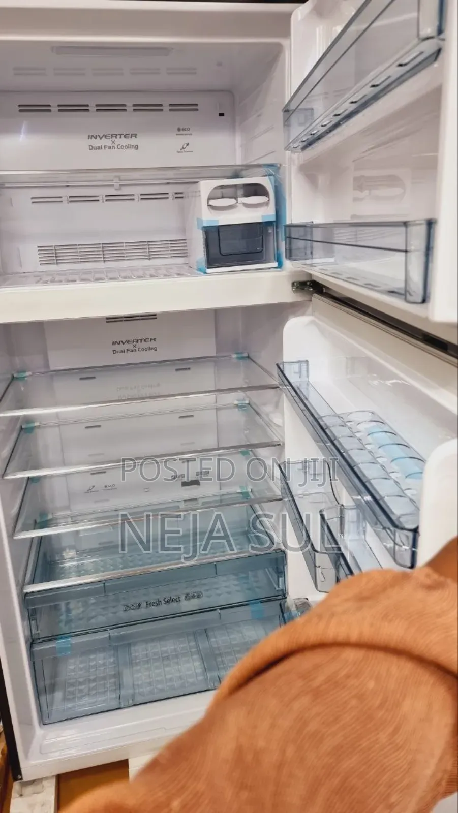 Hitachi Refrigerator 550-Litters Side by Side 4-Doors Delivery