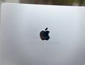 New Laptop Apple MacBook Air 2023 M2 8GB Apple M2 SSD 256GB