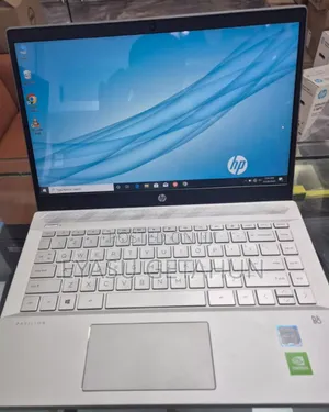 New Laptop HP Pavilion 14 8GB Intel Core i5 SSD 512GB