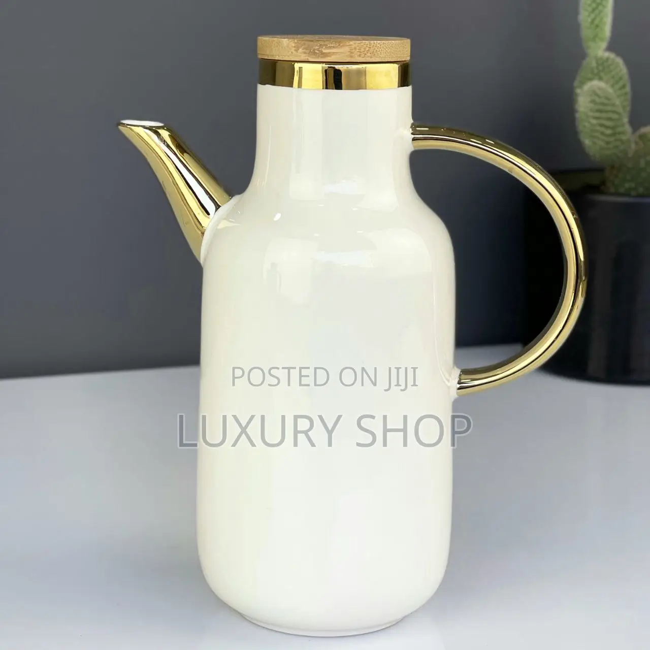 Ceramic Beverage Pot