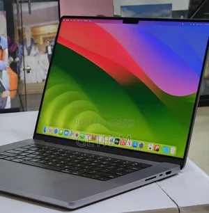 Photo - New Laptop Apple MacBook Pro 2021 M1 32GB Apple M1 Max SSD 512GB