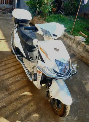 Photo - Motorcycle 2020 White