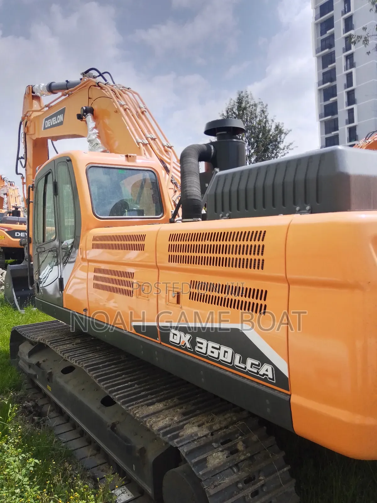 Excavator Develon Dx 360lca