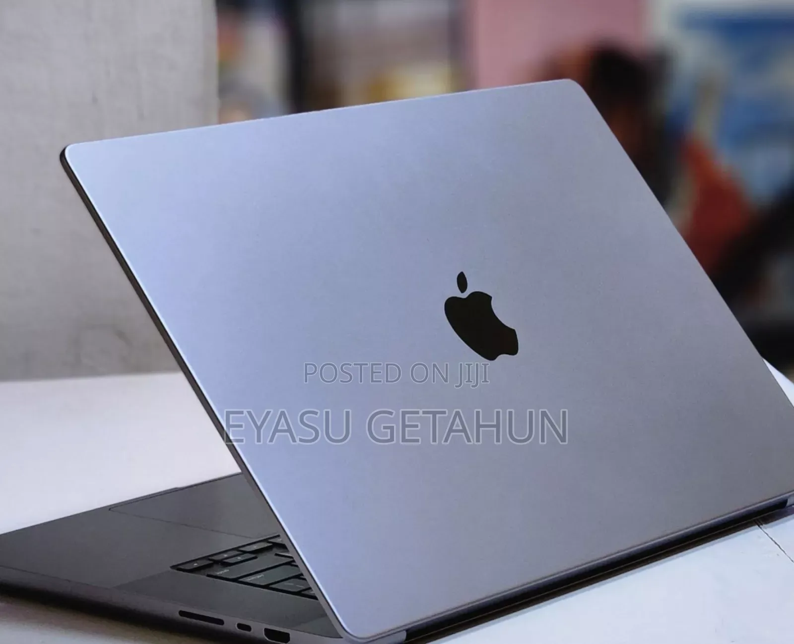 New Laptop Apple MacBook Pro 2021 M1 32GB Apple M1 Max SSD 512GB