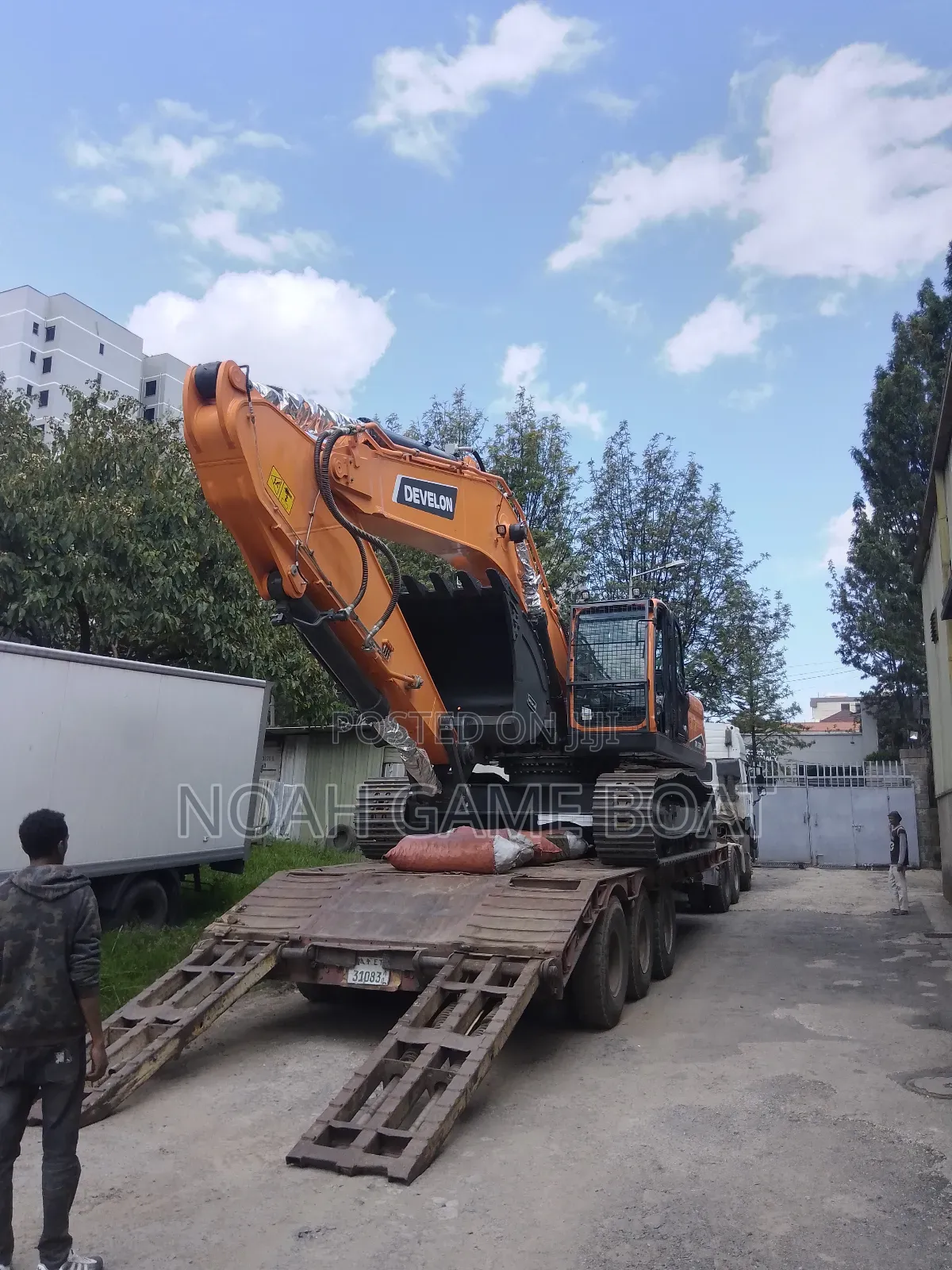 Excavator Develon Dx 360lca