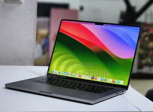 New Laptop Apple MacBook Pro M1 32GB Apple M1 Pro SSD 512GB