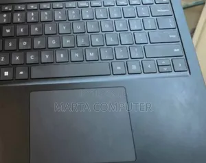 New Laptop Microsoft Surface 16GB Intel Core I7 SSD 256GB