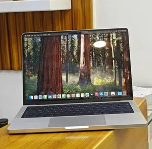 New Laptop Apple MacBook Pro M1 16GB Apple M1 Pro SSD 512GB